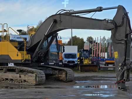 Beltegraver 2015 Volvo EC300EL (2)