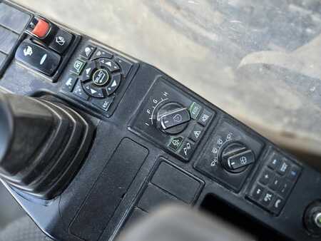 Beltegraver 2015 Volvo EC300EL (9)