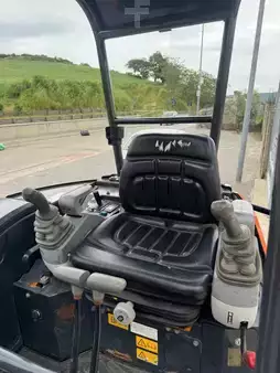 Minibagger 2017 Hitachi ZX26U-5AYR (5)