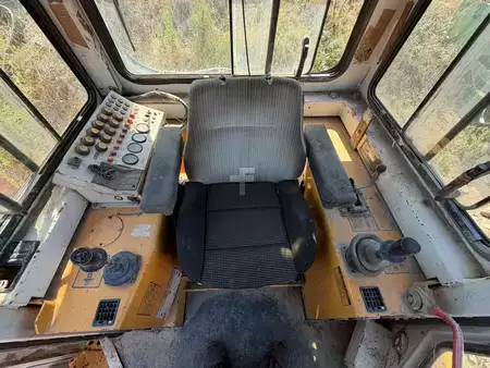 Bulldozer 1994 Liebherr PR732M (6)