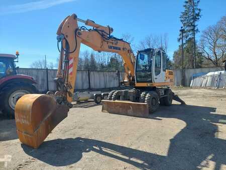 Mobilní bagry 2007 Liebherr A900C (1)