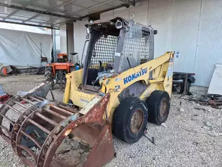 Kompaktní nakladače 2006 Komatsu SK714-2 (1)