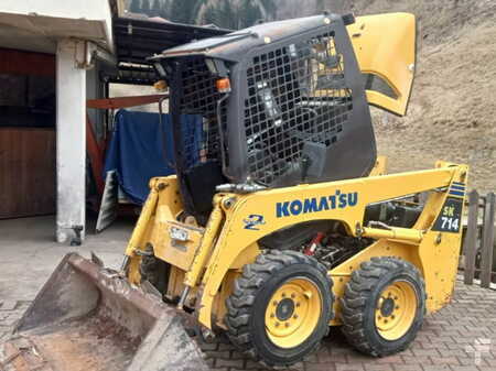 Cargadores compactas 2007 Komatsu SK714-2 (2)