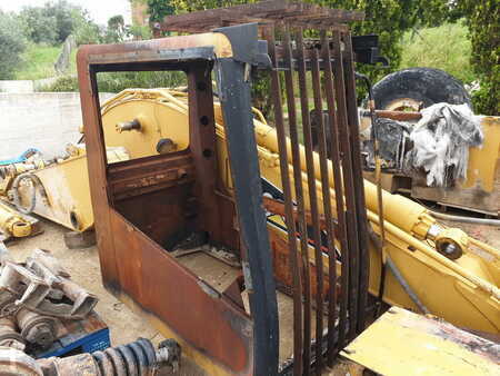 Mini Escavatori 2001 Caterpillar 320BLN (16)