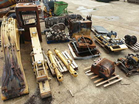 Mini Escavatori 2001 Caterpillar 320BLN (3)