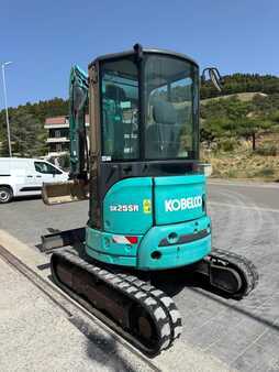 Minigraafmachines 2017 Kobelco SK25SR-6 (3)