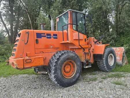 Ładowarki kołowe 2000 Fiat W170 (2)