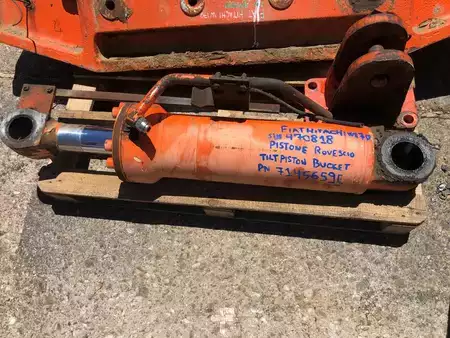 Pyöräkuormaajat 2002 Fiat-Hitachi W170 (16)