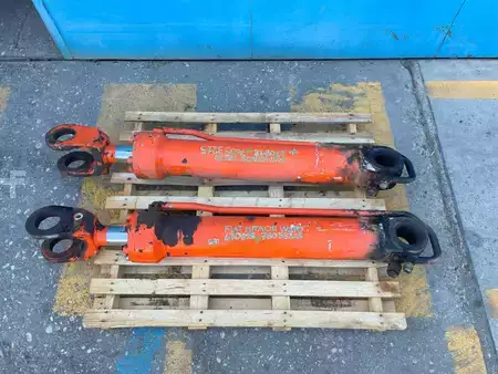 Pyöräkuormaajat 2002 Fiat-Hitachi W170 (20)