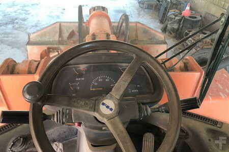 Pyöräkuormaajat 2000 Fiat-Hitachi W190 (1)
