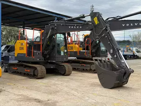 Escavatori cingolati 2023 Volvo ECR145FL5 (1)