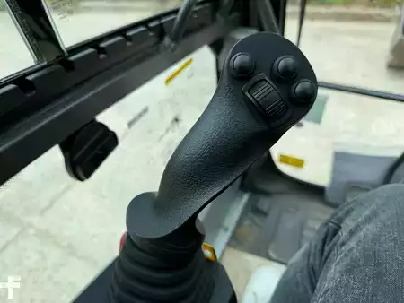 Escavatori cingolati 2023 Volvo ECR145FL5 (13)