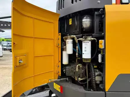 Escavatori cingolati 2023 Volvo ECR145FL5 (17)