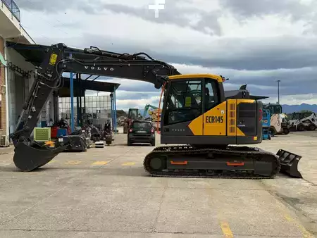 Escavatori cingolati 2023 Volvo ECR145FL5 (2)