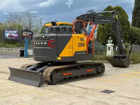 Escavatori cingolati 2023 Volvo ECR145FL5 (5)