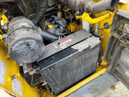 Kompaktlader 2000 Gehl 5635DXT-Turbo (4)