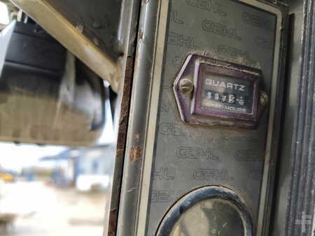 Kompaktlader 2000 Gehl 5635DXT-Turbo (5)