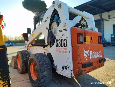 Caricatrici 2003 Bobcat S300 (5)