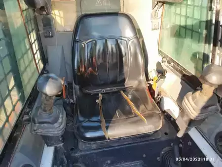 Caricatrici 2003 Bobcat S300 (7)