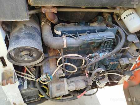 Cargadores compactas 2002 Bobcat 763 (4)