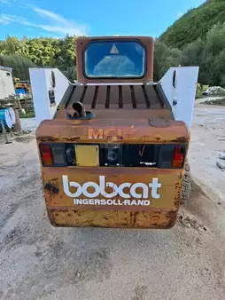 Kompaktní nakladače 2000 Bobcat 863H (5)