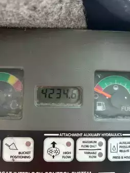 Valet de ferme  2004 Bobcat S185 (6)