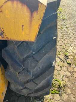 Pale Gommate 1991 JCB 408 (3)