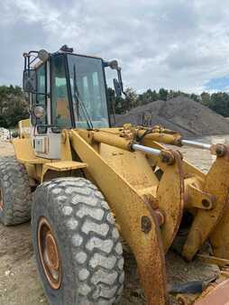 Kolové nakladače 1991 Fiat-Hitachi FR130 (9)