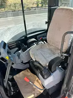 Minikaivinkoneet 2015 Kubota KX057-4 (5)