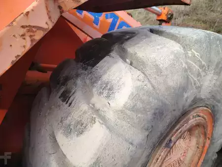 Pyöräkuormaajat 1998 Fiat-Hitachi FR160.2 (10)