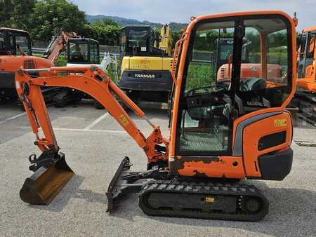 mini escavadeira 2015 Kubota KX016-4 (2)