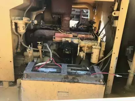 Równiarki 1994 Caterpillar 12G (1)