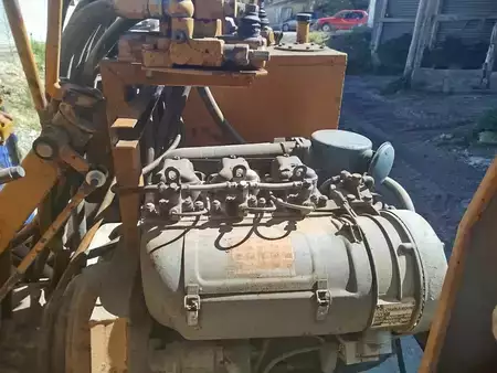 Betonmengers 1984 Dieci D2400 (7)