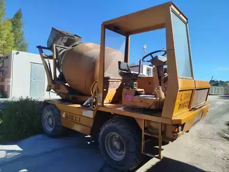 Betonmengers 1986 Dieci L3500 (1)