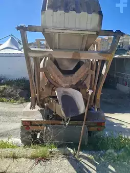 Betonmengers 1986 Dieci L3500 (3)