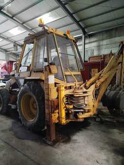 Caterpillar 428