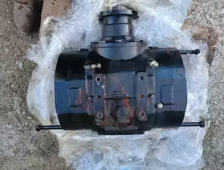 Pelle sur pneus 2024 Fiat-Hitachi EX165W (2)