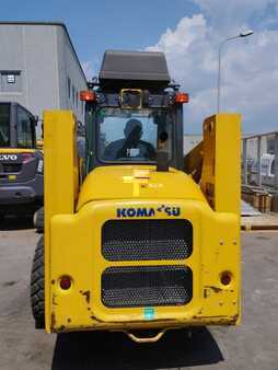 Kompaktlader 2012 Komatsu SK815 (4)