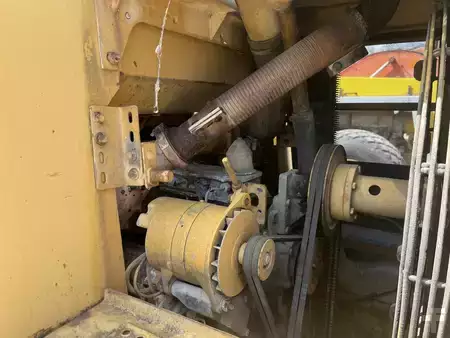 Bandlastare 1986 Caterpillar 953 (8)