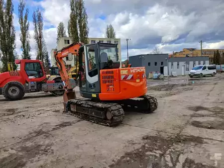 Minikaivinkoneet 2012 Hitachi ZX85USBLC-3 (5)