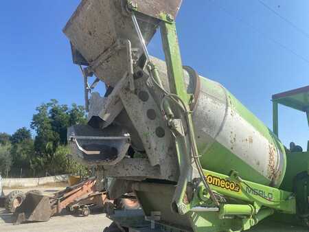 Merlo DBM2000