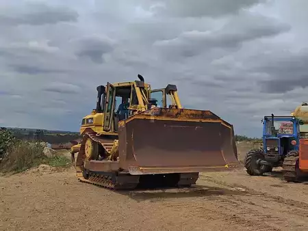 Bulldozere 1999 Caterpillar D6RXL (1)