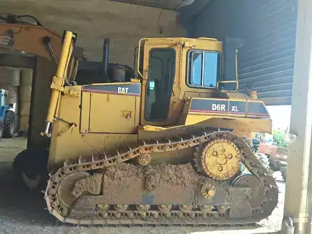 Bulldozere 1999 Caterpillar D6RXL (4)