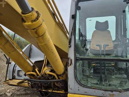 Koparki gąsienicowe 2007 New Holland Construction E215 (3)