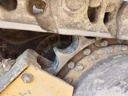 Carregadeiras de esteiras 2017 Caterpillar 963K (9)