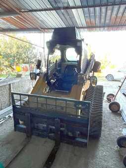 Sonstige 2011 Caterpillar 279C (1)