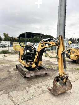Minibagry 2002 Caterpillar 301.8C (2)