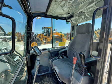 Minigraver 2016 Bobcat E85 (5)