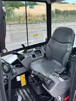 Mini excavators 2022 Bobcat E34 (5)