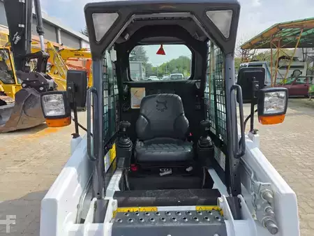 Bobcat S100